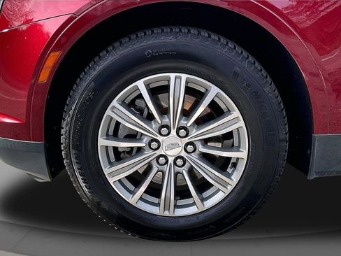 Used 2017 Cadillac XT5 Luxury w/ Driver Awareness Package image 35