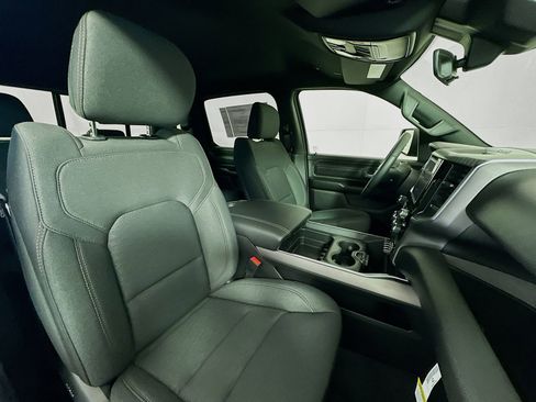 New 2026 RAM 1500 Express AWD/4WD image 26