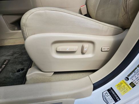 Used 2015 Lexus RX 450h FWD image 25