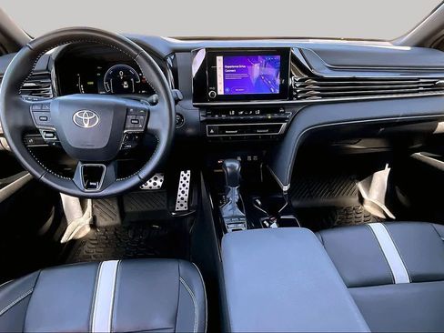 Certified 2025 Toyota Camry SE w/ Convenience Package FWD image 15