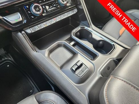 Used 2024 GMC Sierra 2500 AT4 w/ AT4 Premium Plus Package AWD/4WD image 18
