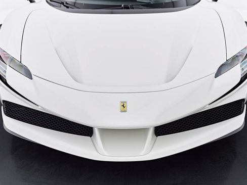 Used 2022 Ferrari SF90 Spider AWD/4WD image 25