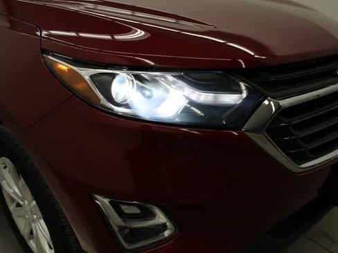 Used 2018 Chevrolet Equinox LT w/ Sun & Infotainment Package AWD/4WD image 5