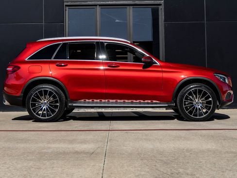 Used 2018 Mercedes-Benz GLC 300 GLC 300 image 10