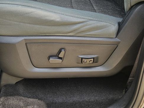 Used 2017 RAM 1500 Lone Star RWD image 13