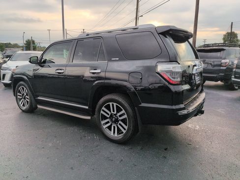 Certified 2022 Toyota 4Runner Limited RWD image 3