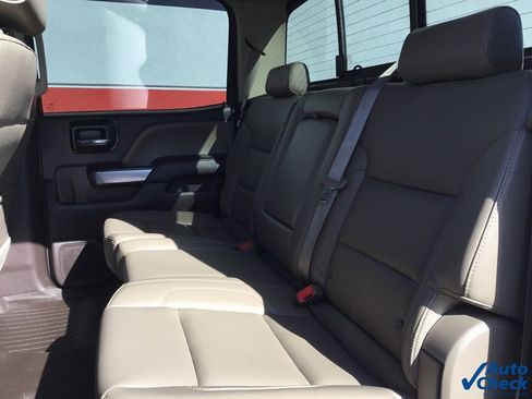 Used 2016 Chevrolet Silverado 2500 LTZ w/ LTZ Plus Package image 36