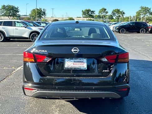 New 2026 Nissan Altima 2.5 SV AWD/4WD image 4