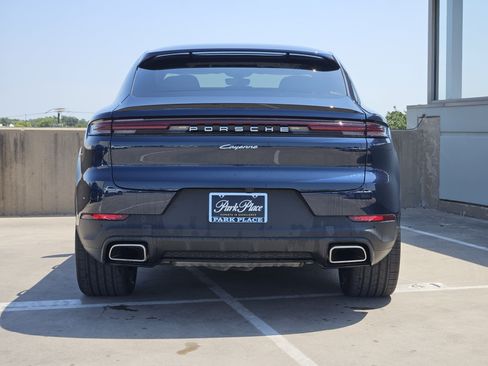 Certified 2026 Porsche Cayenne Coupe AWD/4WD image 7