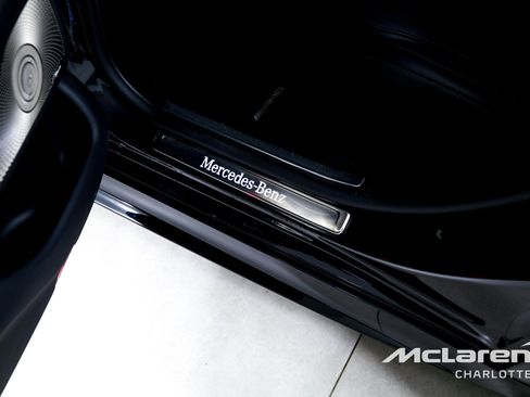 Used 2022 Mercedes-Benz S 580 4MATIC Sedan w/ AMG Line Package image 20