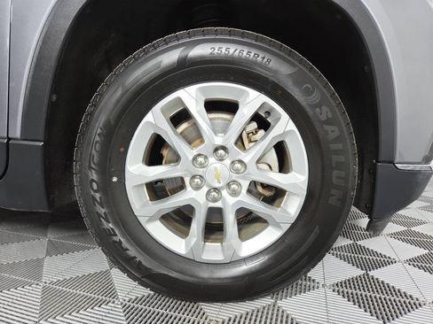 Used 2018 Chevrolet Traverse LT FWD image 9