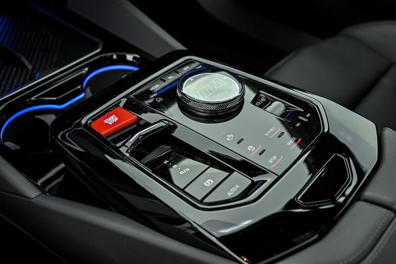 Used 2025 BMW M5 Touring AWD/4WD image 38