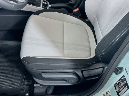 Certified 2026 Hyundai Venue SEL image 19