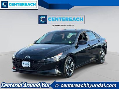 Used 2023 Hyundai Elantra SEL w/ Convenience Package