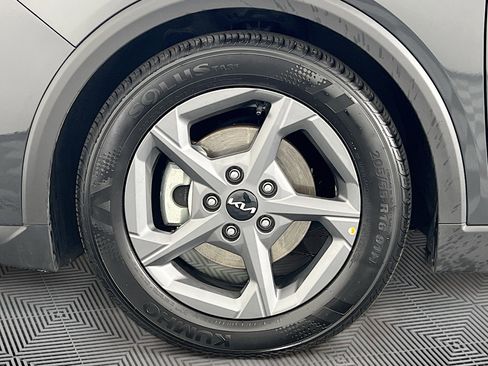 Used 2025 Kia K4 LXS image 33
