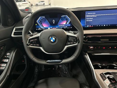 Used 2025 BMW 330i xDrive Sedan w/ Premium Package AWD/4WD image 16