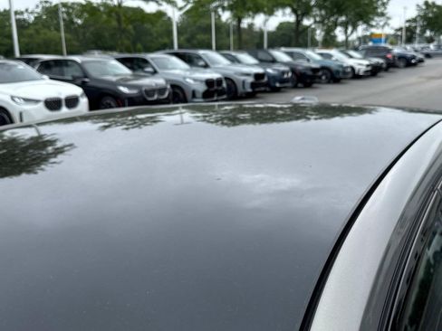 New 2025 BMW i7 xDrive60 AWD/4WD image 11