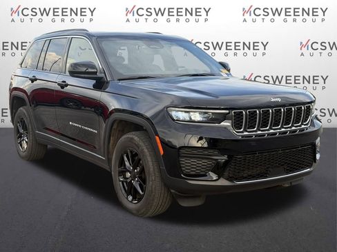 Used 2024 Jeep Grand Cherokee Laredo X image 7