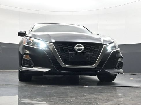 Used 2021 Nissan Altima 2.5 SR FWD image 40