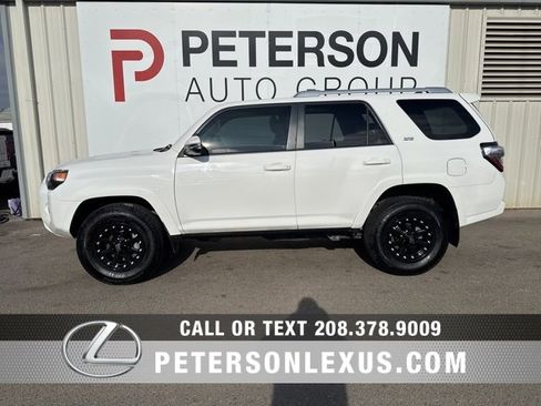 Used 2016 Toyota 4Runner SR5 Premium image 6