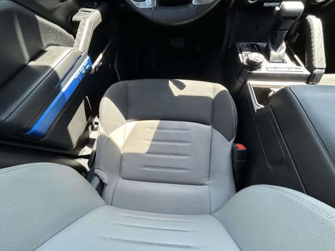 Used 2024 Toyota Tacoma TRD Off-Road image 12