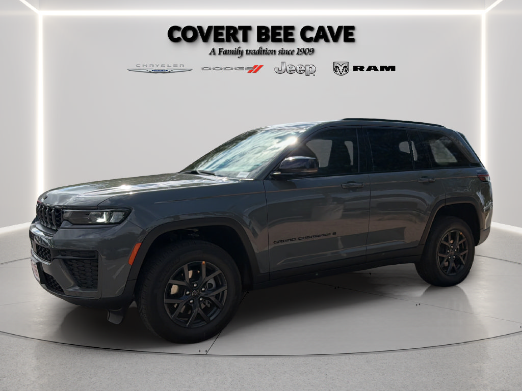 New 2027 Jeep Grand Cherokee Altitude RWD image 3