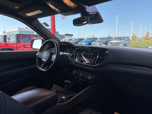 Used 2024 Dodge Durango GT image 34