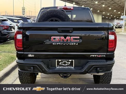 Used 2026 GMC Canyon AT4X w/ AT4X AEV Edition AWD/4WD image 7