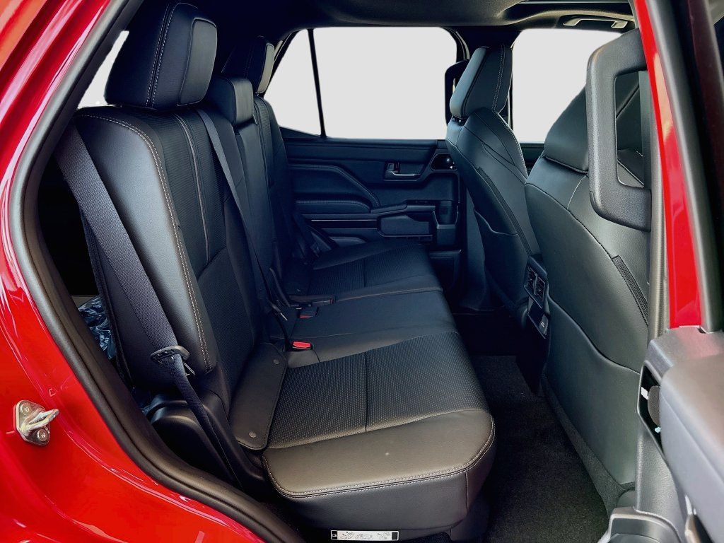 New 2026 Toyota 4Runner Limited AWD/4WD image 22