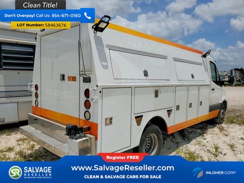 Used 2019 Freightliner Sprinter 3500 w/ Premium Package RWD image 4