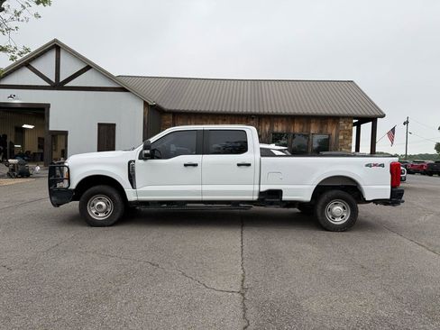 Used 2023 Ford F250 XL w/ XL Off-Road Package AWD/4WD image 2