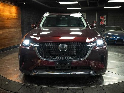 Used 2024 MAZDA CX-90 Plug-In Hybrid w/ Premium Pkg image 4