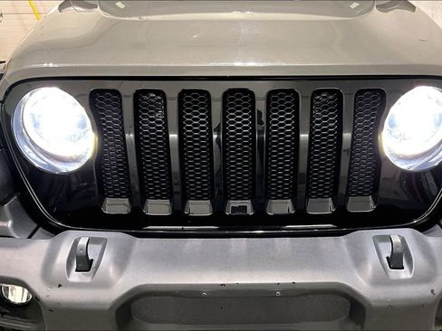 Used 2020 Jeep Wrangler Unlimited Sport image 31