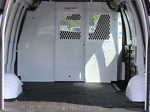 Used 2024 Chevrolet Express 2500 w/ Driver Convenience Package image 15