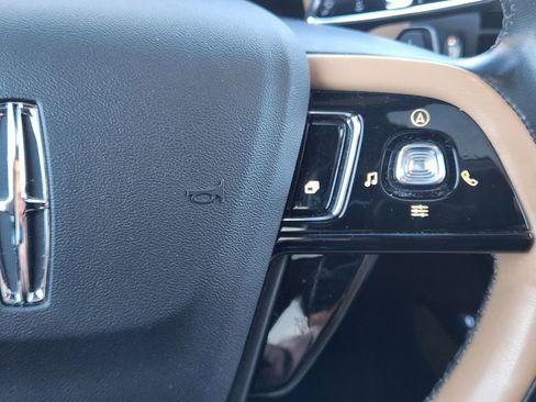 Used 2020 Lincoln Corsair Reserve w/ Equipment Group 202A image 24