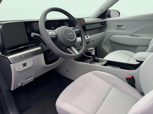 Certified 2026 Hyundai Kona SE FWD image 9