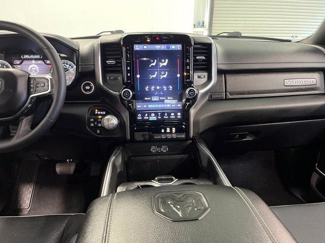 Used 2025 RAM 1500 Laramie AWD/4WD image 21