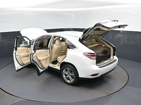 Used 2015 Lexus RX 450h FWD image 2
