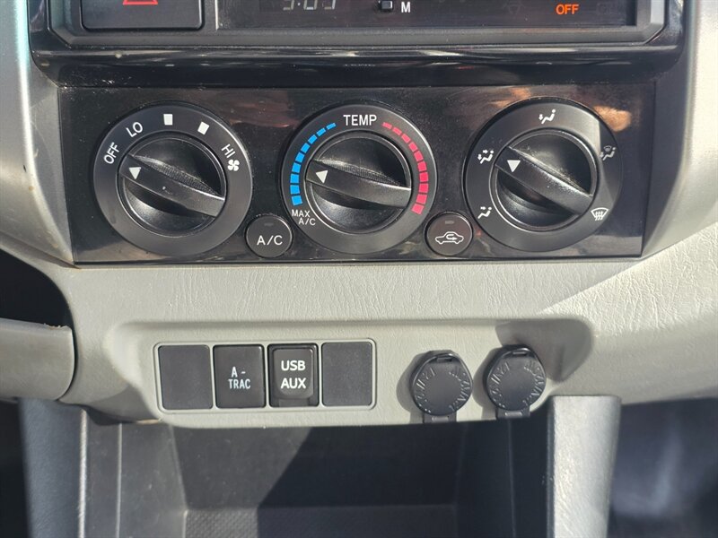 Used 2012 Toyota Tacoma 4x4 Double Cab w/ TRD Off-Road Pkg image 18