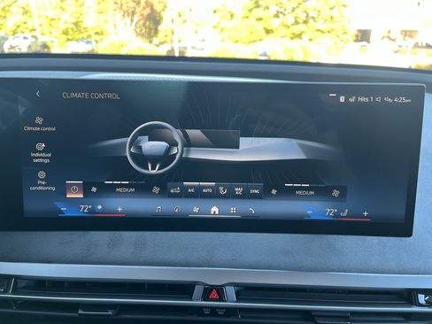 Used 2026 BMW iX xDrive60 w/ M Sport Package image 27