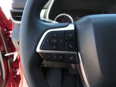Used 2023 Toyota Highlander XSE FWD image 26