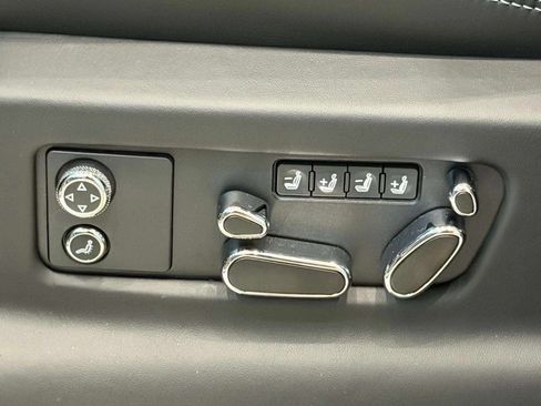 New 2026 Bentley Bentayga Speed AWD/4WD image 34