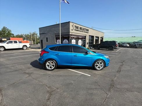 Used 2012 Ford Focus Titanium FWD image 19