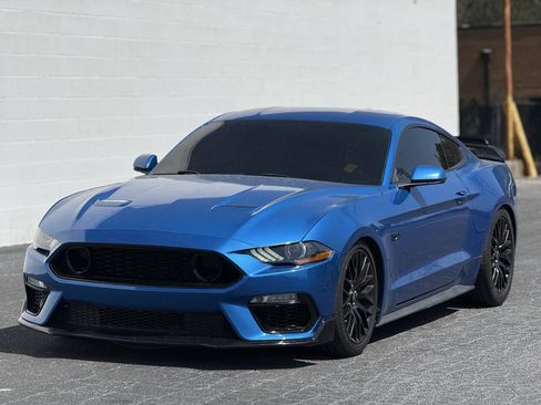 Used 2019 Ford Mustang GT Premium w/ GT Performance Package RWD image 2