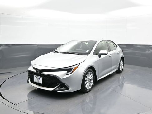 Certified 2023 Toyota Corolla SE image 1