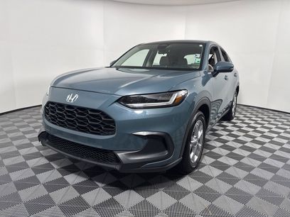 Used 2025 Honda HR-V LX