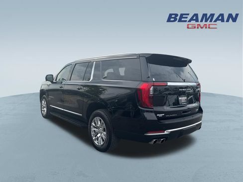 Used 2025 GMC Yukon XL Denali AWD/4WD image 5
