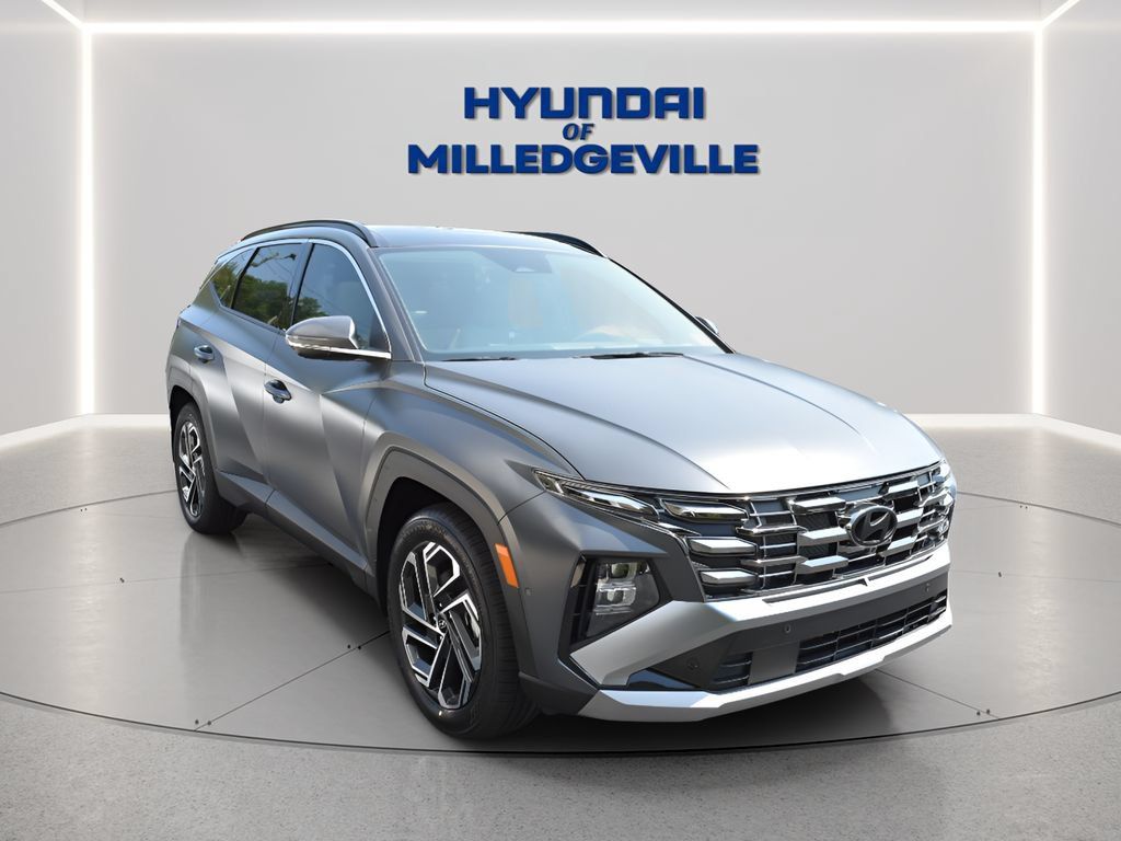 Used 2025 Hyundai Tucson Limited FWD image 6