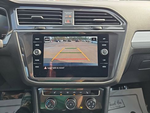 Used 2024 Volkswagen Tiguan S image 27