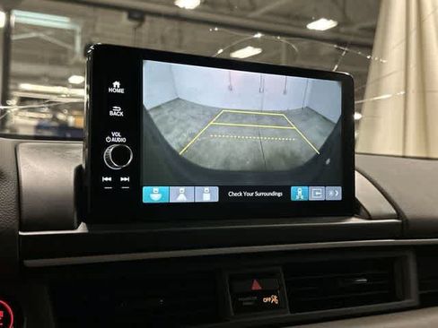 Used 2025 Honda Pilot EX-L image 23